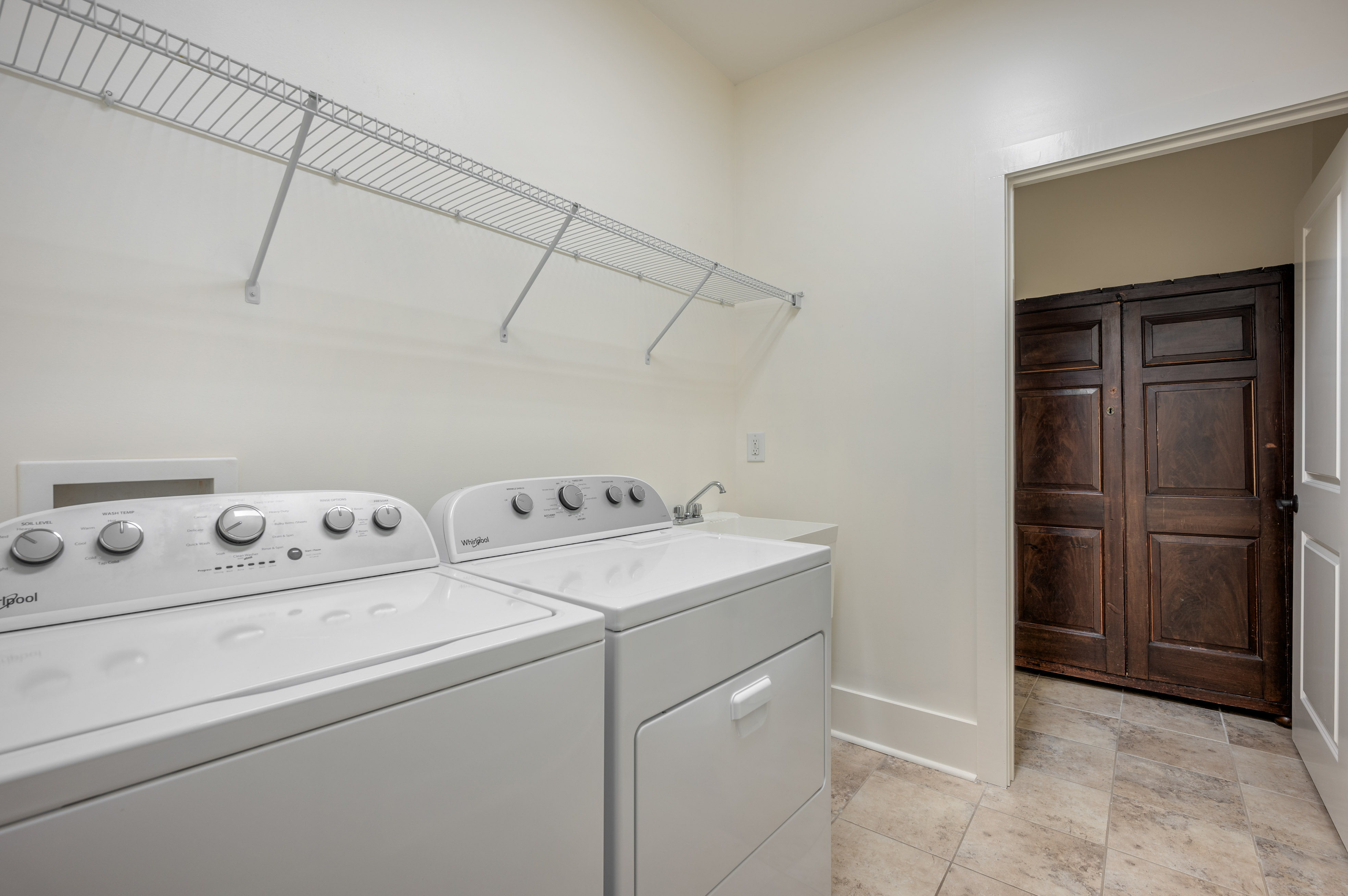114 Edgewood Court image 16